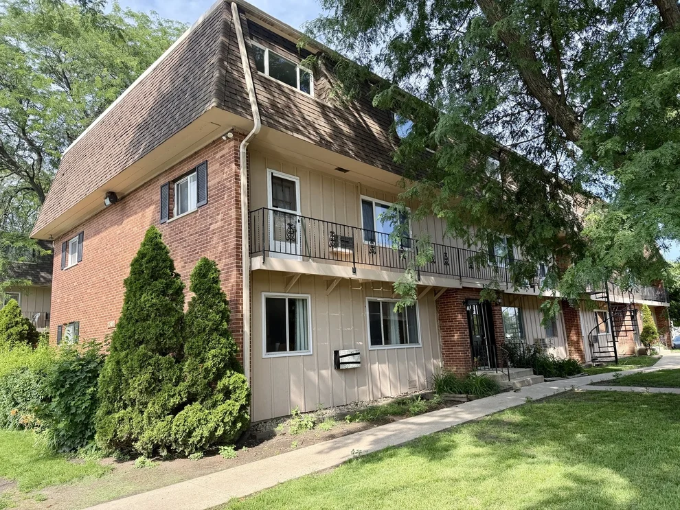 Unit for sale at 2302 ALGONQUIN Road, Rolling Meadows, IL 60008