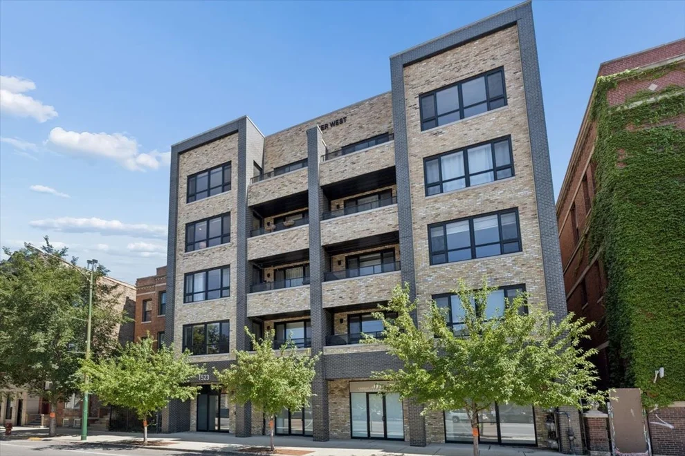 Unit for sale at 1523 N Western Avenue, Chicago, IL 60622