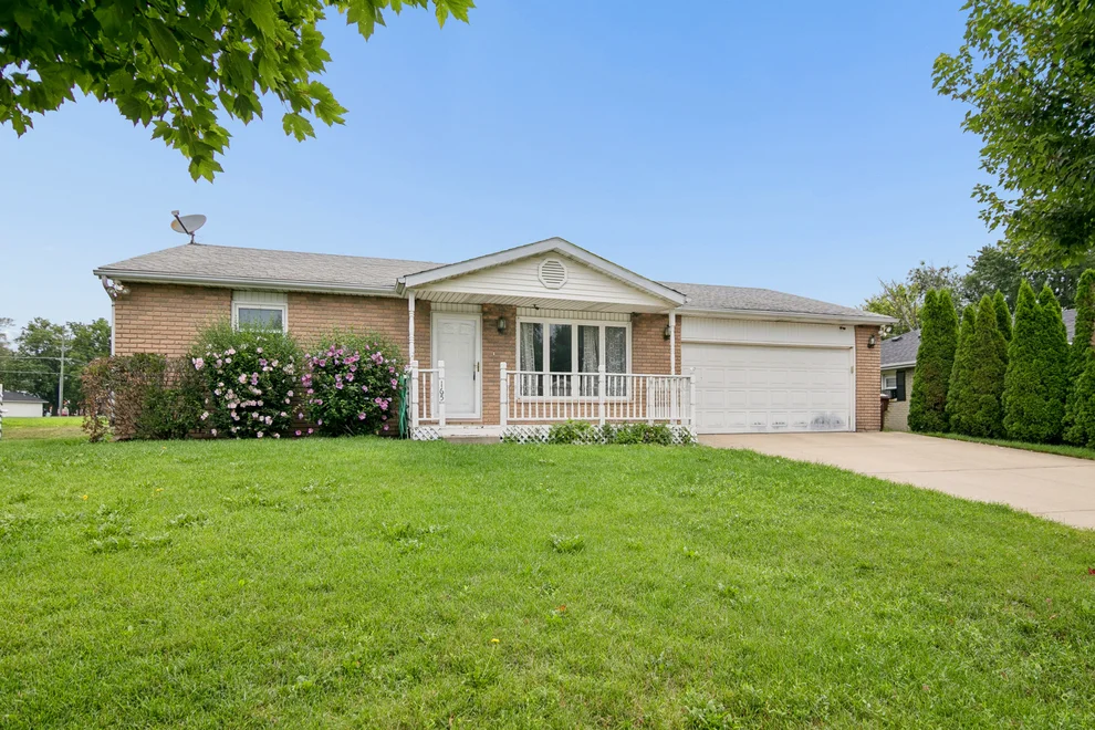 Unit for sale at 165 Keigher Drive, Manteno, IL 60950