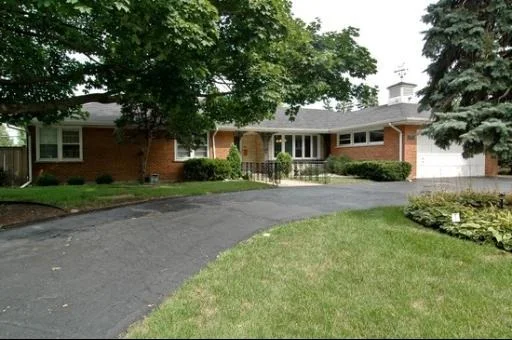 Unit for sale at 1415 N Parkside Drive, PARK RIDGE, IL 60068