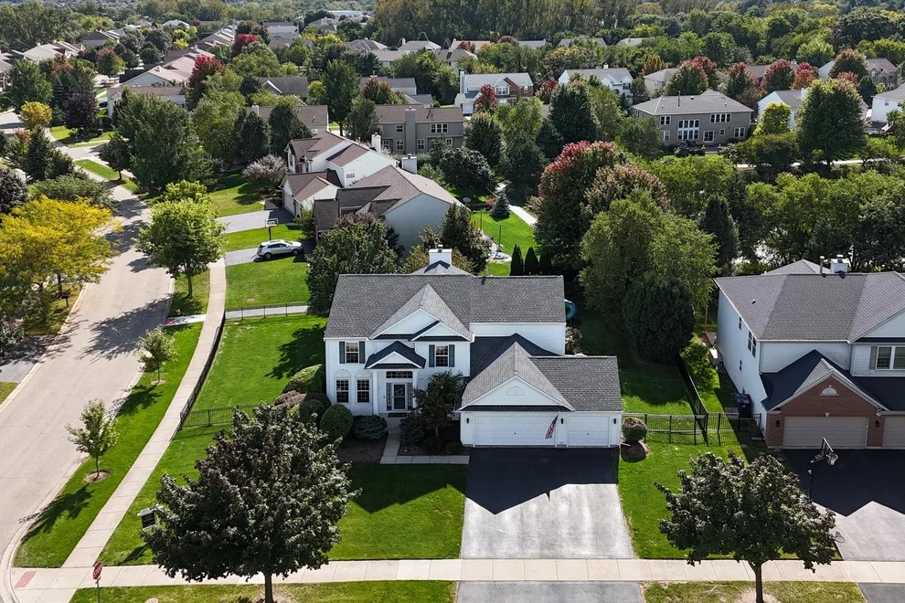Unit for sale at 18767 W Chatham Way, Lake Villa, IL 60046