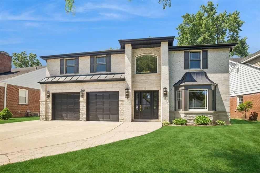 Unit for sale at 446 S Stratford Avenue, Elmhurst, IL 60126