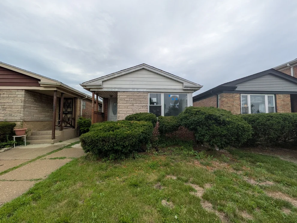 Unit for sale at 8443 S STATE Street, Chicago, IL 60619