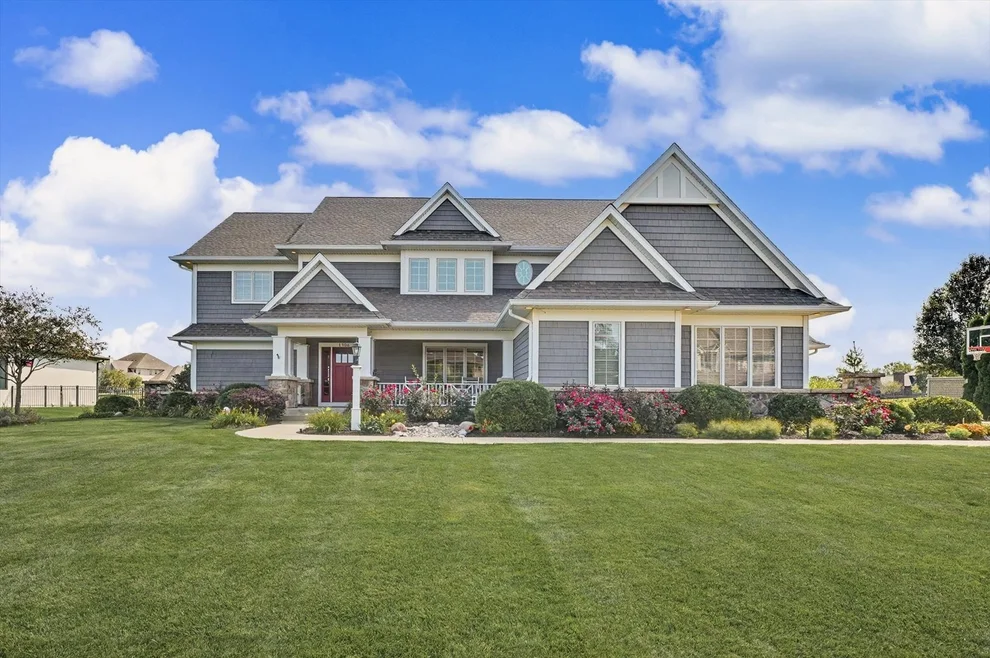 Unit for sale at 1706 Mullikin Drive, Champaign, IL 61822