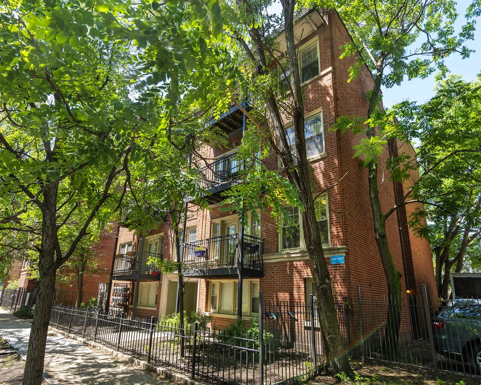 Unit for sale at 4422 N Ashland Avenue, Chicago, IL 60640