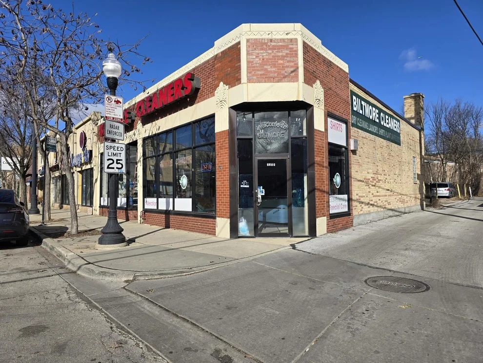 Unit for sale at 3214 W Bryn Mawr Avenue, Chicago, IL 60659