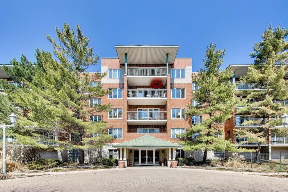 Unit for sale at 3940 W Bryn Mawr Avenue, Chicago, IL 60659