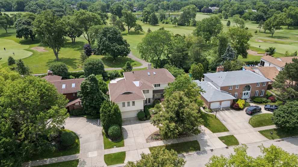 Unit for sale at 3639 Pebble Beach Road, Northbrook, IL 60062
