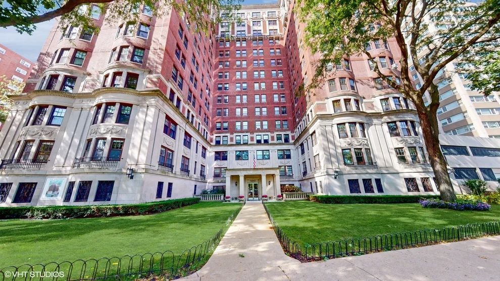 Unit for sale at 5000 N MARINE Drive, Chicago, IL 60640