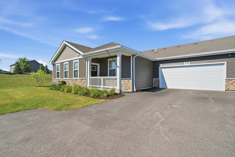Unit for sale at 1133 Williamsburg Street, Pingree Grove, IL 60140