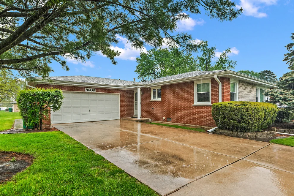 Unit for sale at 8608 W 144th Place, Orland Park, IL 60462