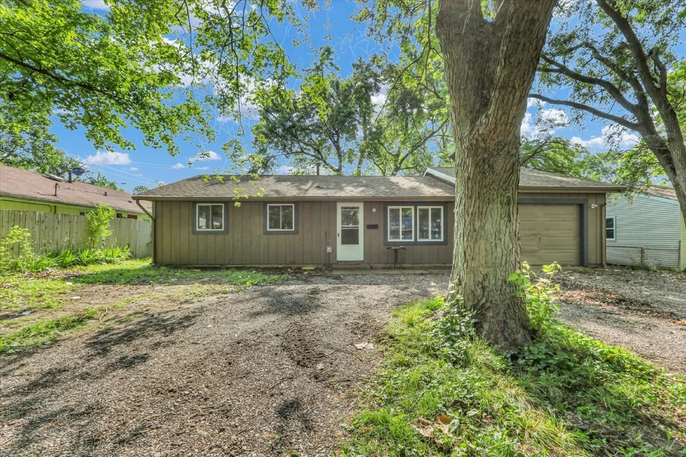 Unit for sale at 104 Dodson Drive S, Urbana, IL 61802