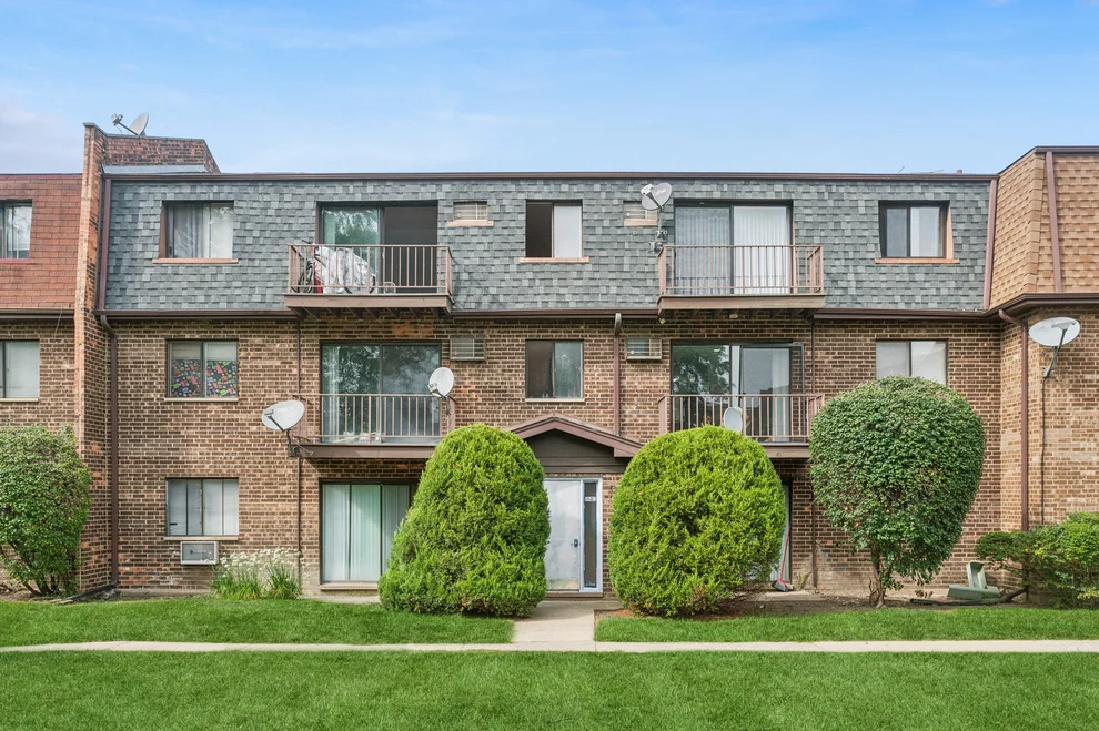 Unit for sale at 3683 SALEM WALK, Northbrook, IL 60062