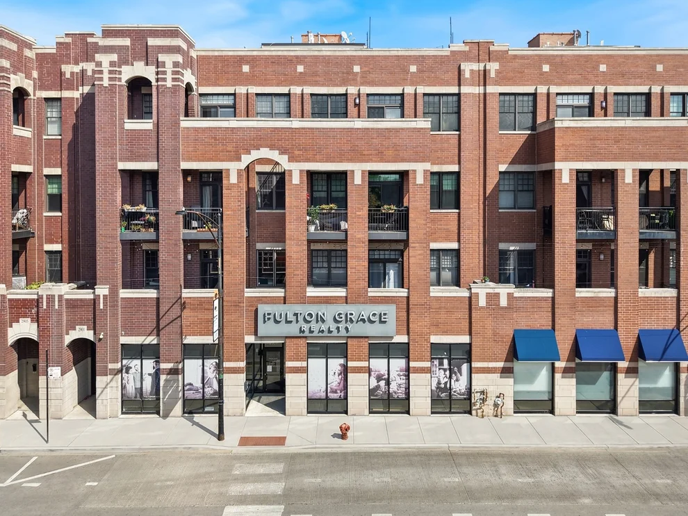 Unit for sale at 2901 N Halsted Street, Chicago, IL 60657