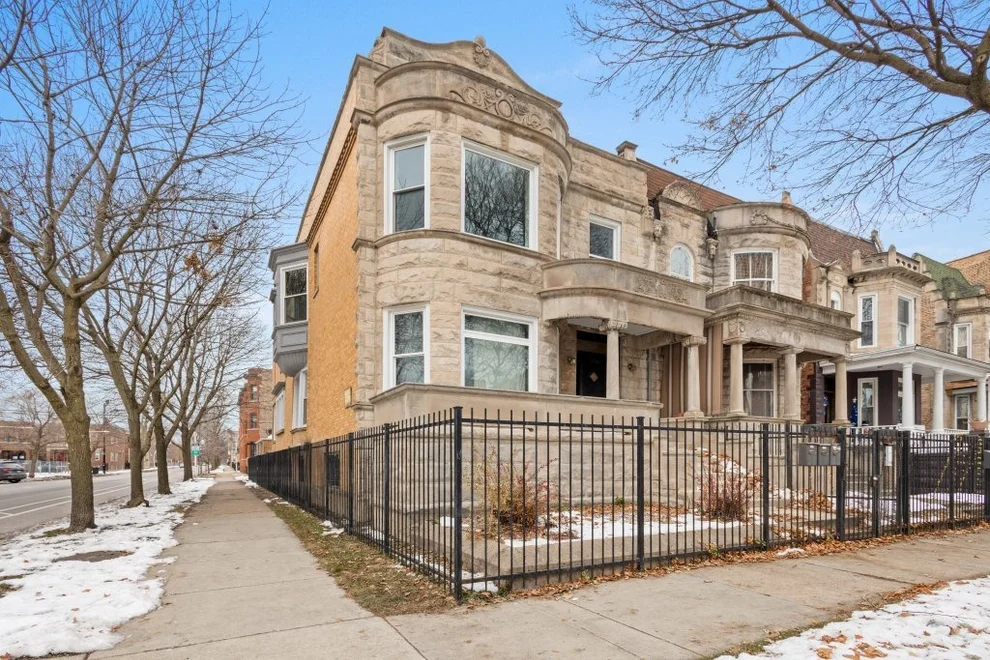 Unit for sale at 6556 S Woodlawn Avenue, Chicago, IL 60637