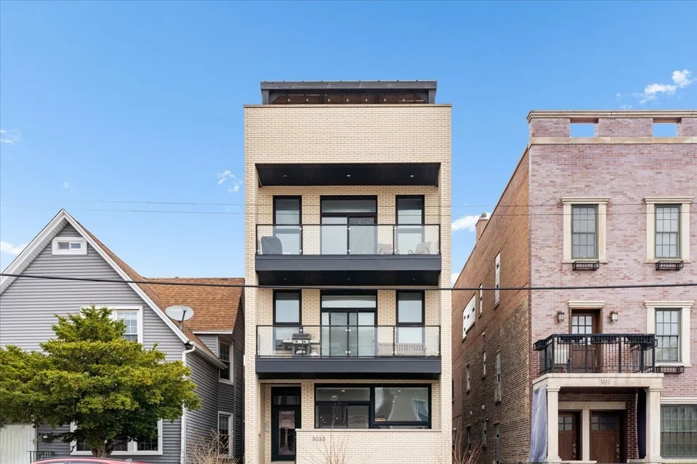 Unit for sale at 3033 N Clybourn Avenue, Chicago, IL 60618
