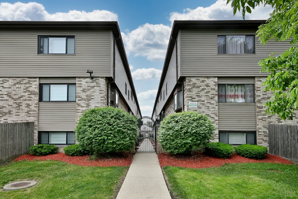 Unit for sale at 2350 N Sayre Avenue, Chicago, IL 60707