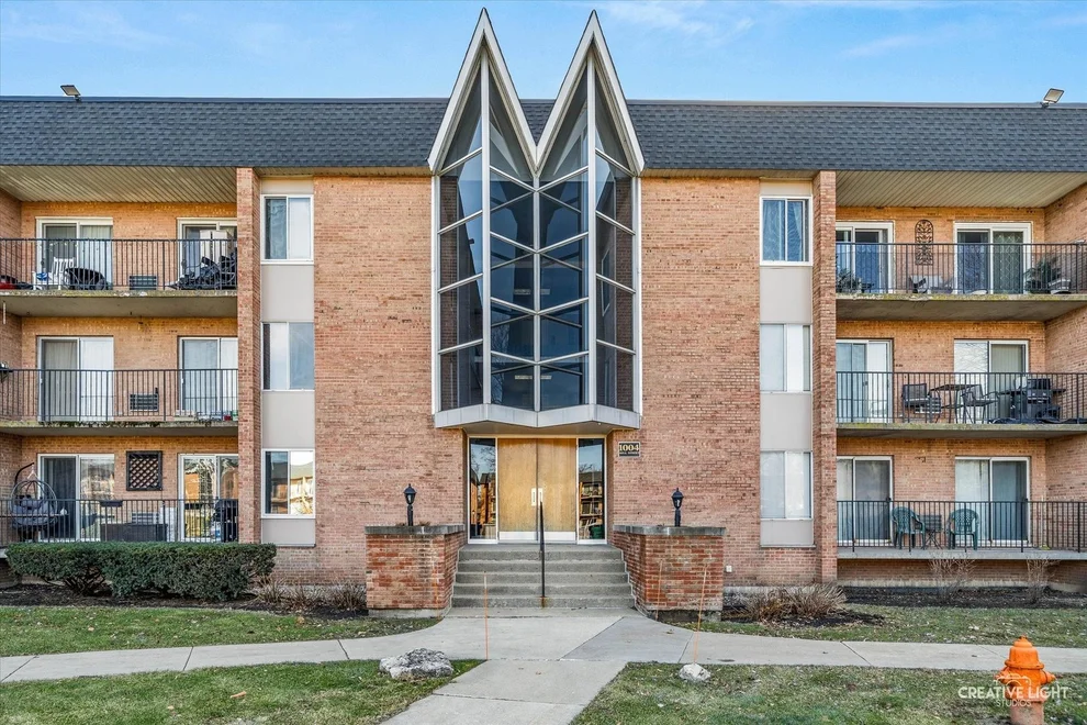 Unit for sale at 1004 N Mill Street, Naperville, IL 60563