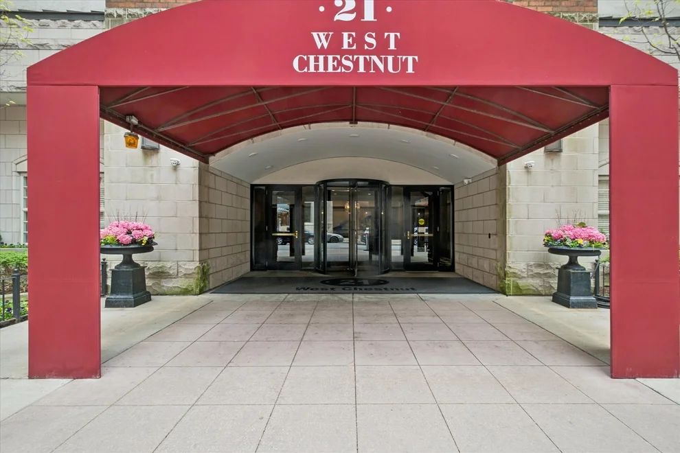 Unit for sale at 21 W CHESTNUT Street, Chicago, IL 60610