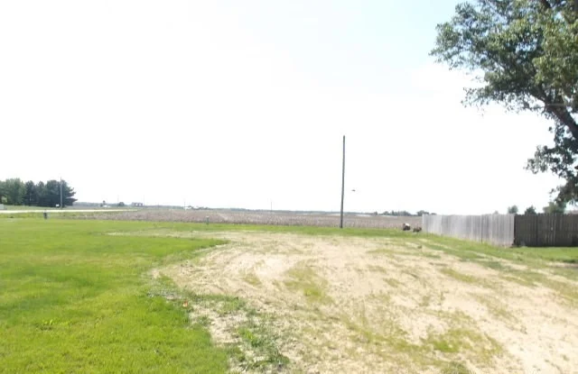 Unit for sale at 431 S Seymour Street, Oakwood, IL 61858