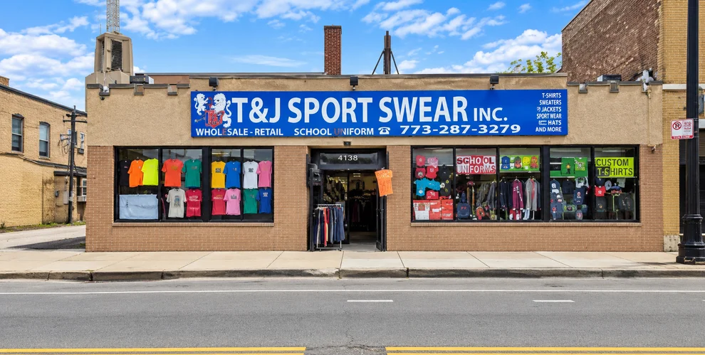 Unit for sale at 4411 N Kedzie Avenue, Chicago, IL 60625