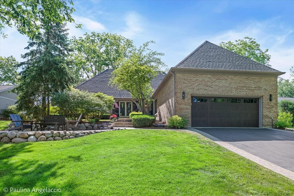Unit for sale at 120 Hilltop Avenue, Barrington, IL 60010