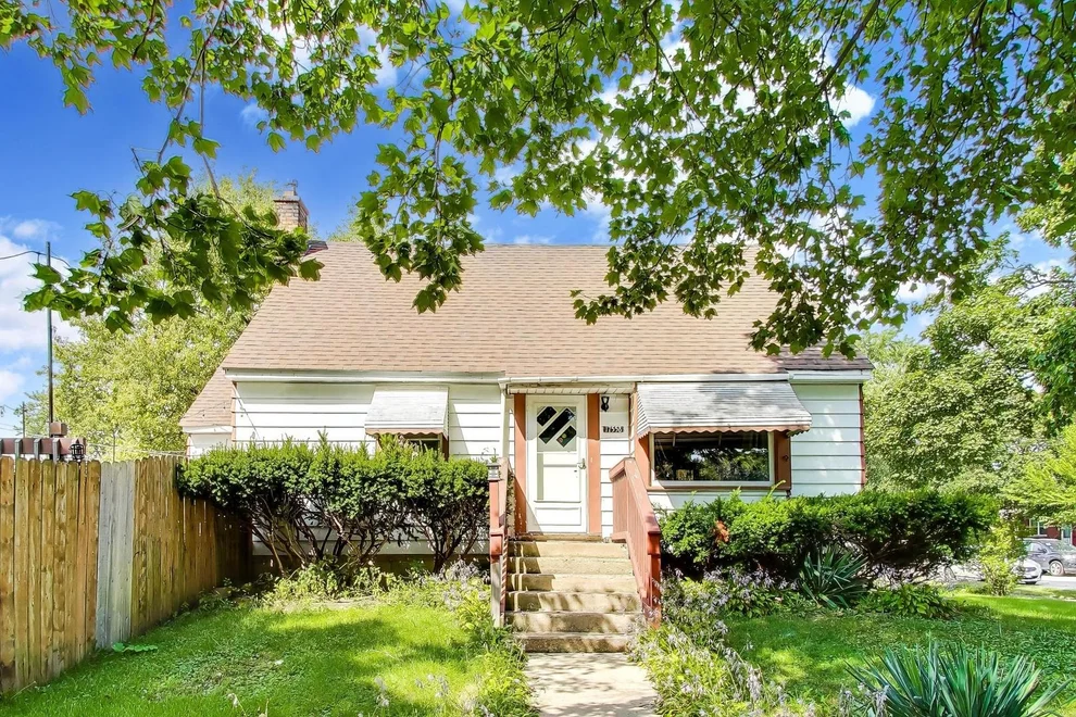 Unit for sale at 17558 Community Street, Lansing, IL 60438
