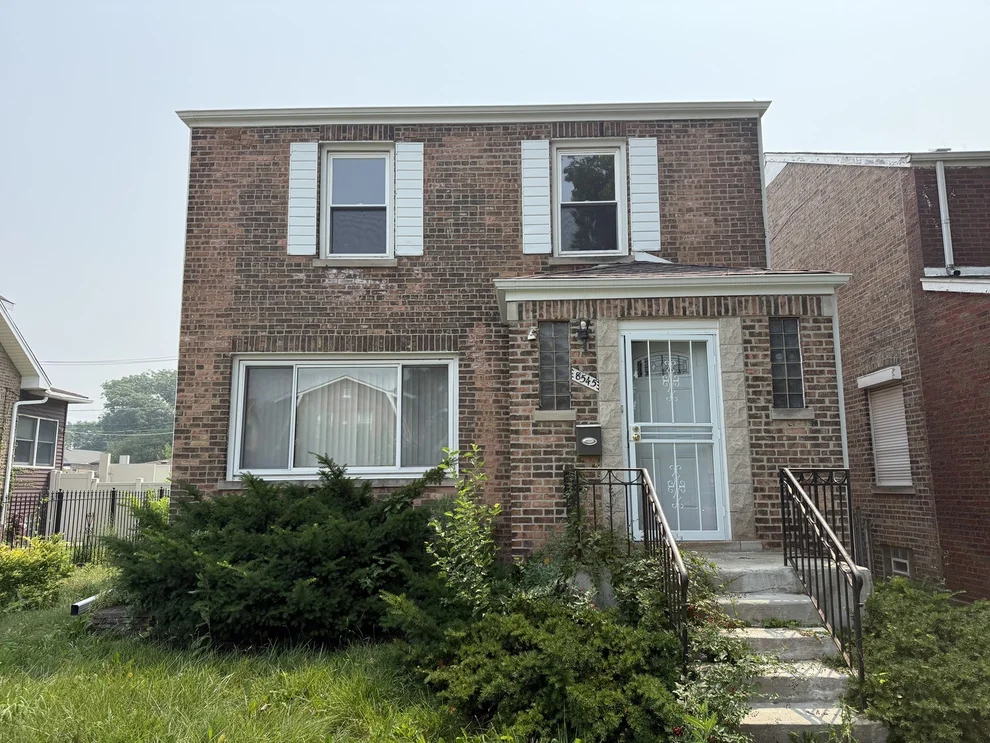 Unit for sale at 8545 S Euclid Avenue, Chicago, IL 60617