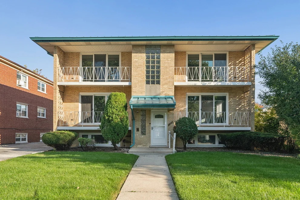 Unit for sale at 10409 Moody Avenue, Chicago Ridge, IL 60415