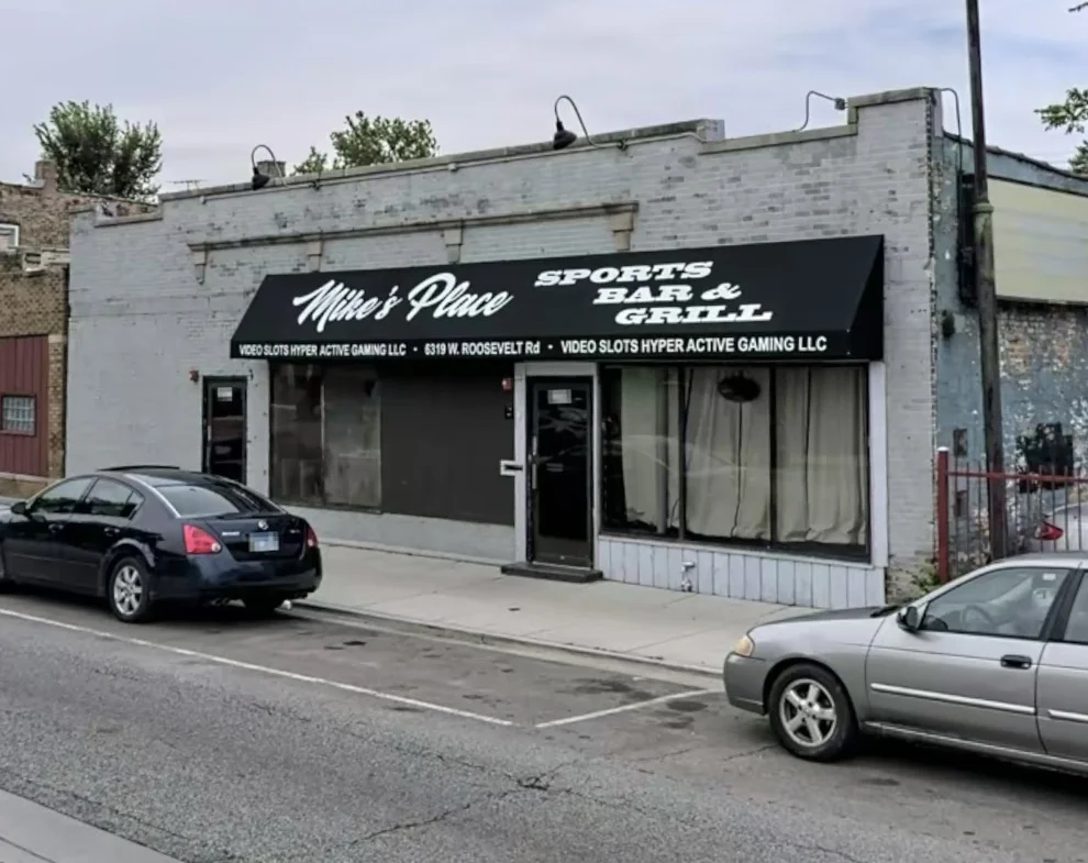 Unit for sale at 6317 Roosevelt Road, Berwyn, IL 60402