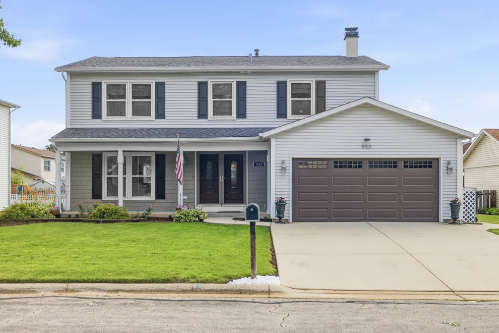 Unit for sale at 953 Moccasin Court, Carol Stream, IL 60188