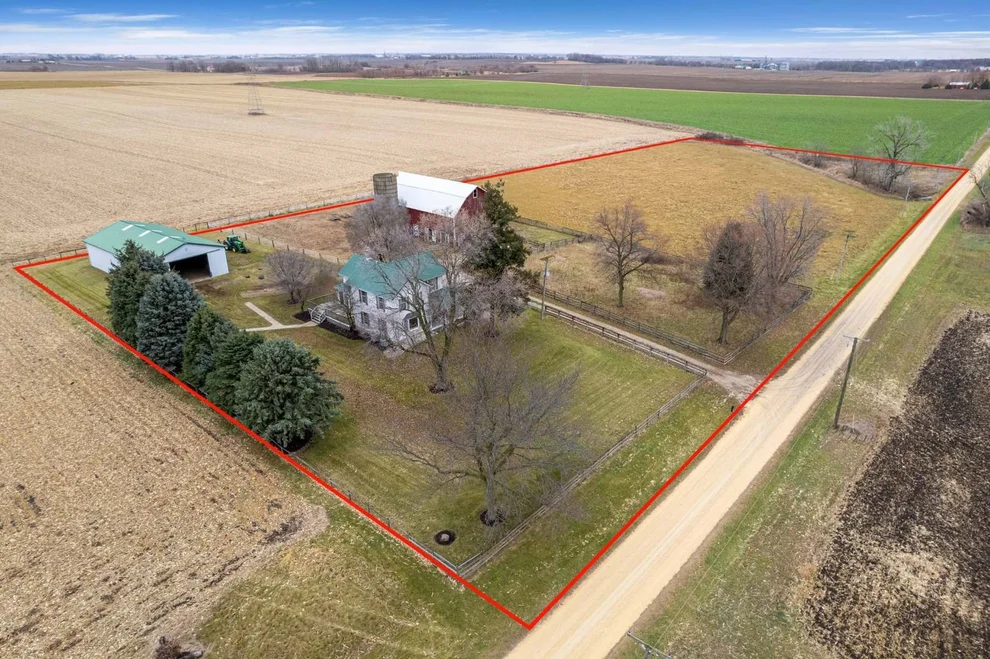 Unit for sale at 16645 Lasher Road, Hinckley, IL 60520