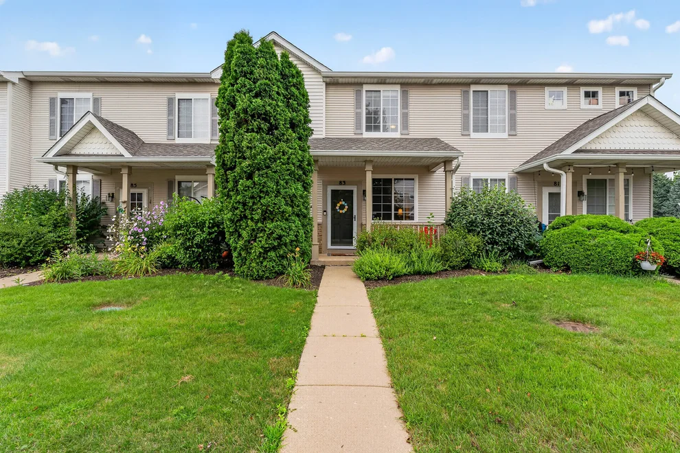 Unit for sale at 83 Strawflower Court, Romeoville, IL 60446