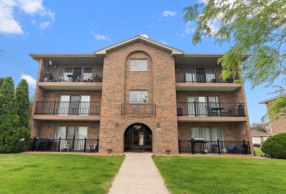 Unit for sale at 9964 W 153 Street, Orland Park, IL 60462