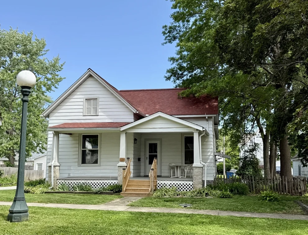 Unit for sale at 610 W Union Street, Champaign, IL 61820
