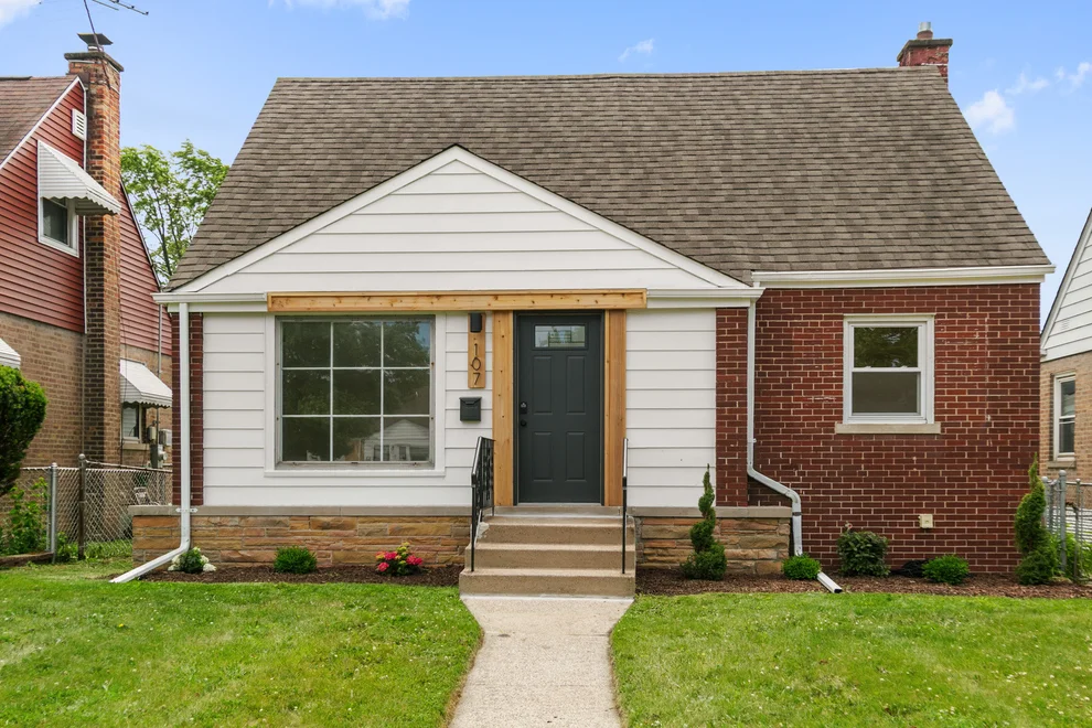 Unit for sale at 107 163rd Street, Calumet City, IL 60409