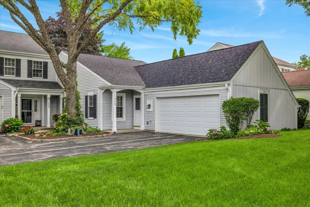 Unit for sale at 1049 Oswego Road, Naperville, IL 60540