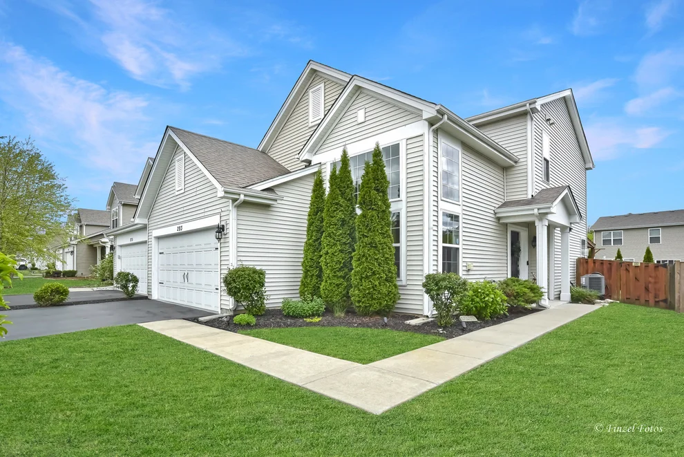 Unit for sale at 283 Maryland Lane, Pingree Grove, IL 60140