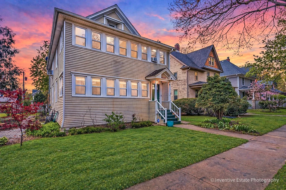 Unit for sale at 211 N Wright Street, Naperville, IL 60540