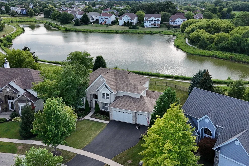 Unit for sale at 18618 W Lazy Acre Road, Lake Villa, IL 60046
