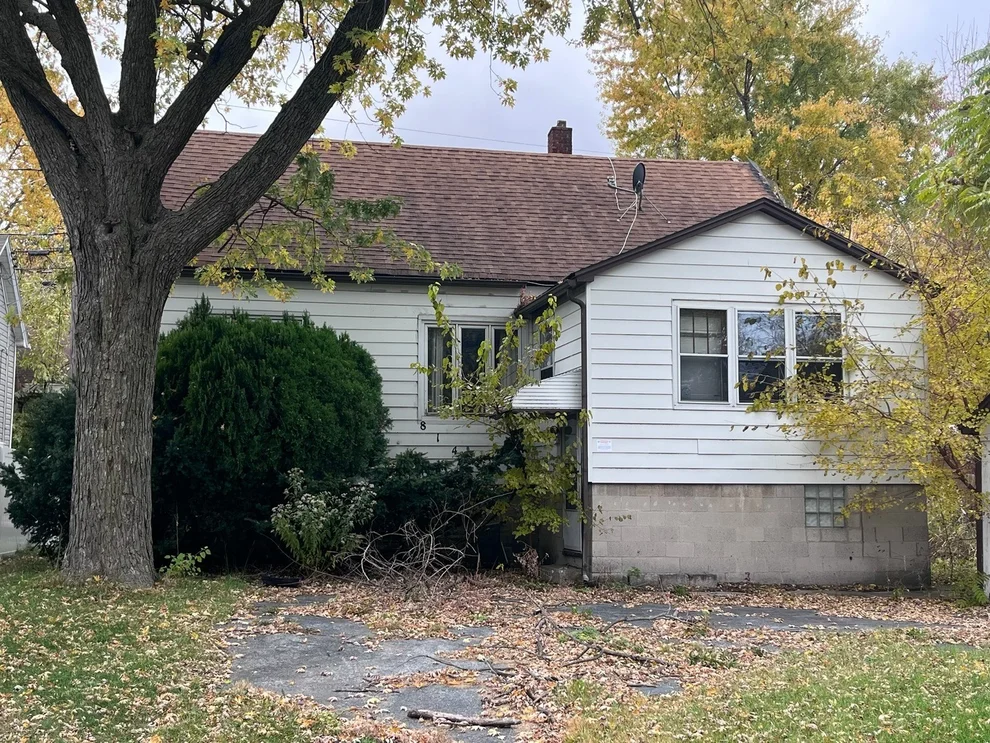 Unit for sale at 814 Greenbay Avenue, Calumet City, IL 60409