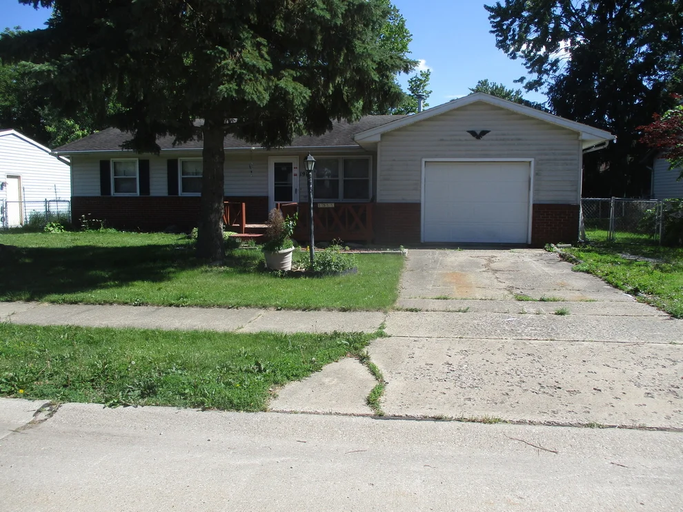 Unit for sale at 1911 Branch Road, Champaign, IL 61821