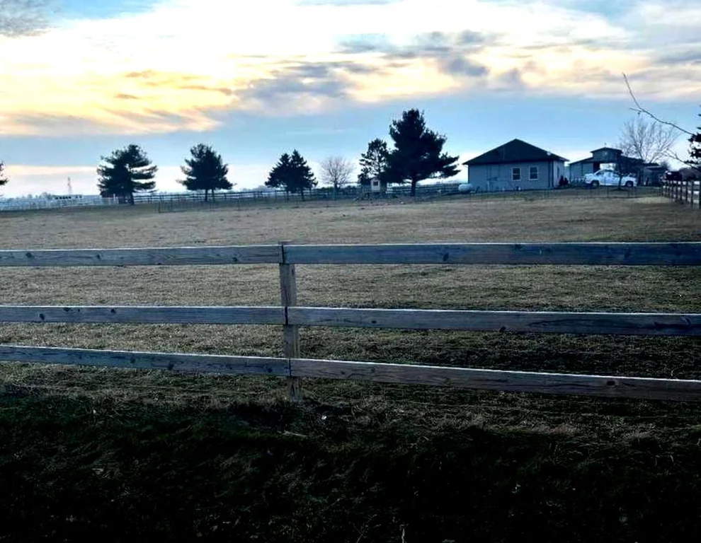 Unit for sale at 10772 N 3500w Road, Manteno, IL 60950