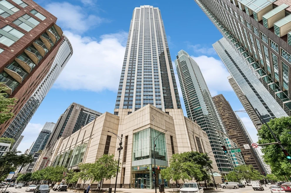 Unit for sale at 512 N MCCLURG Court, Chicago, IL 60611