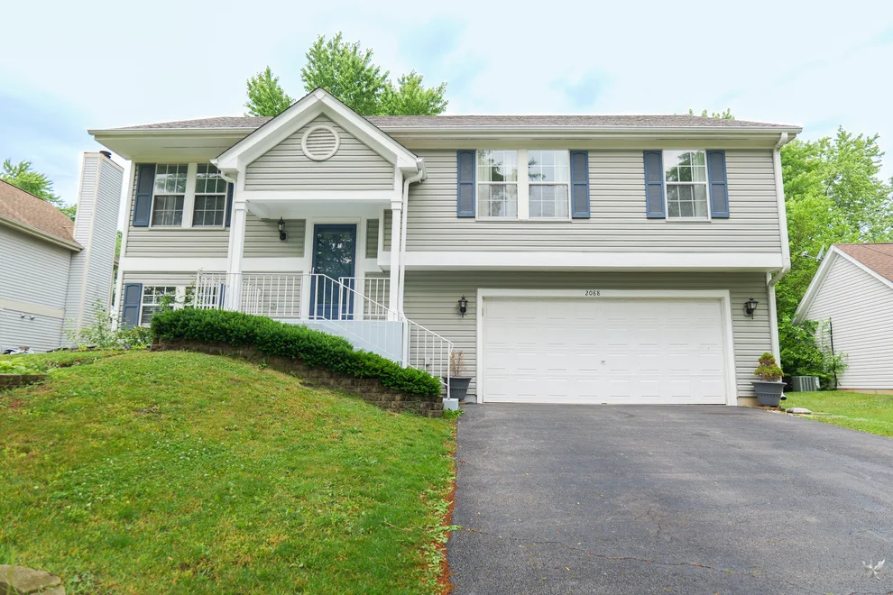 Unit for sale at 2088 Pennsbury Lane, Hanover Park, IL 60133
