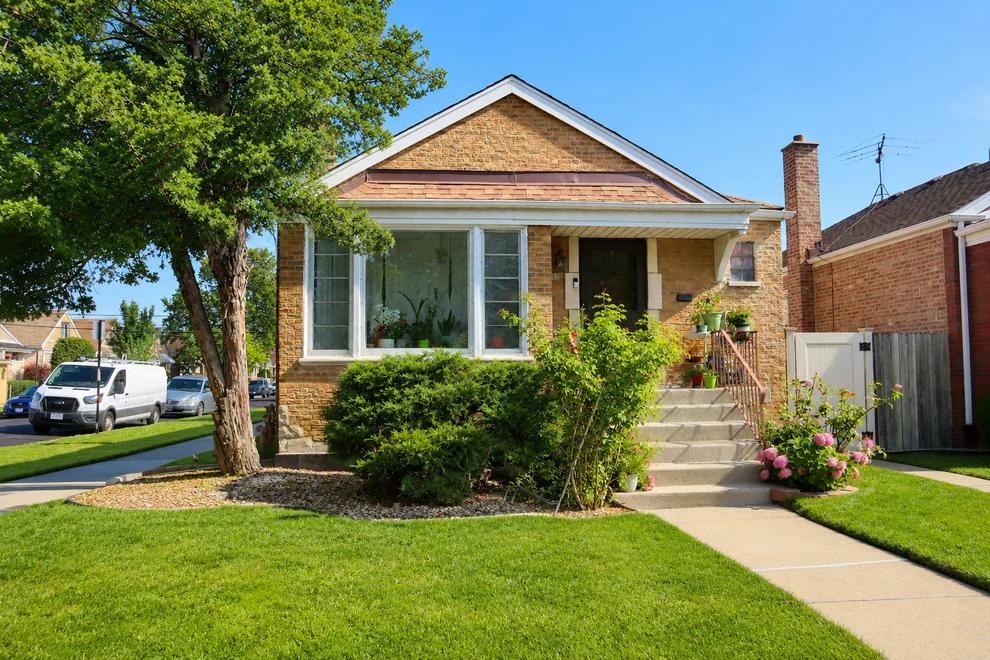 Unit for sale at 4158 W 59th Street, Chicago, IL 60629