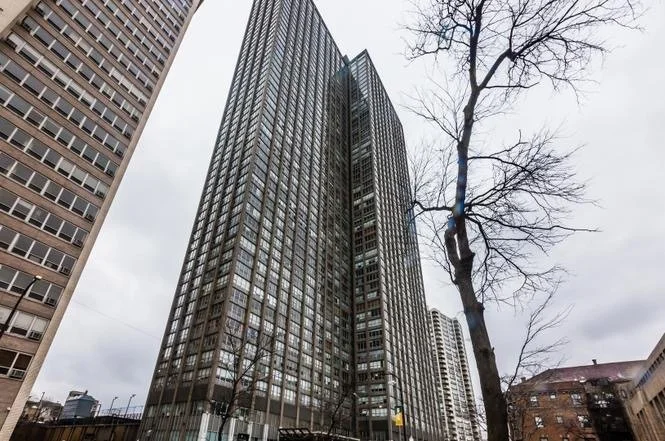 Unit for sale at 655 W IRVING PARK Road, Chicago, IL 60613