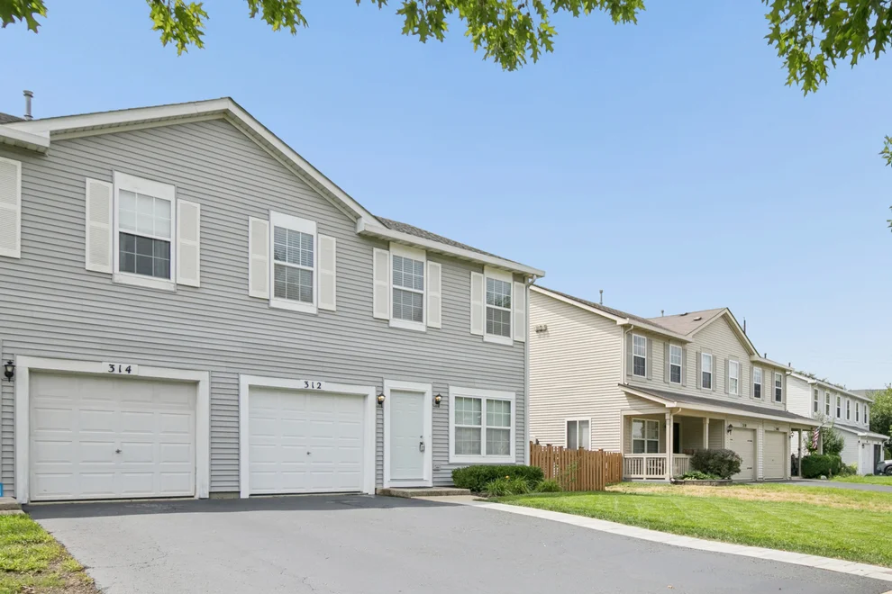 Unit for sale at 312 Richfield Trail, Romeoville, IL 60446