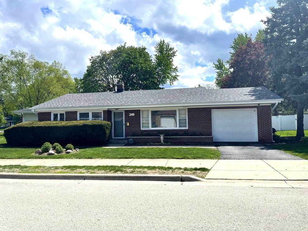 Unit for sale at 903 Erie Street, Elgin, IL 60123