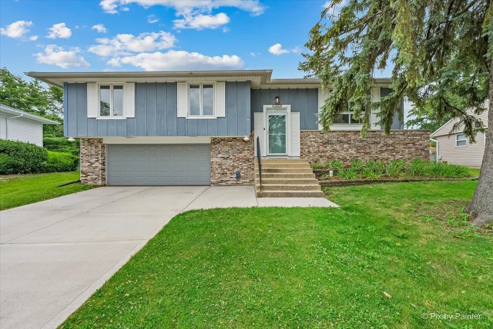 Unit for sale at 813 Krause Avenue, Streamwood, IL 60107